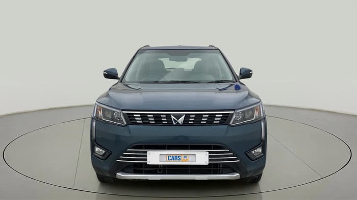 2022 Mahindra XUV300 W8 (O) 1.2 PETROL, Petrol, Manual, 29,320 km, Front