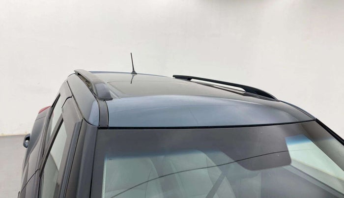 2022 Mahindra XUV300 W8 (O) 1.2 PETROL, Petrol, Manual, 29,320 km, Roof