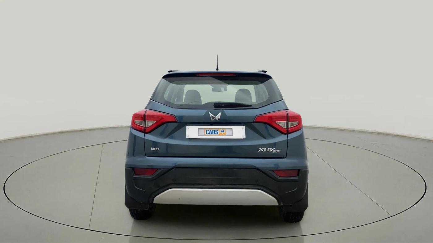 2022 Mahindra XUV300 W8 (O) 1.2 PETROL, Petrol, Manual, 29,320 km, Back/Rear