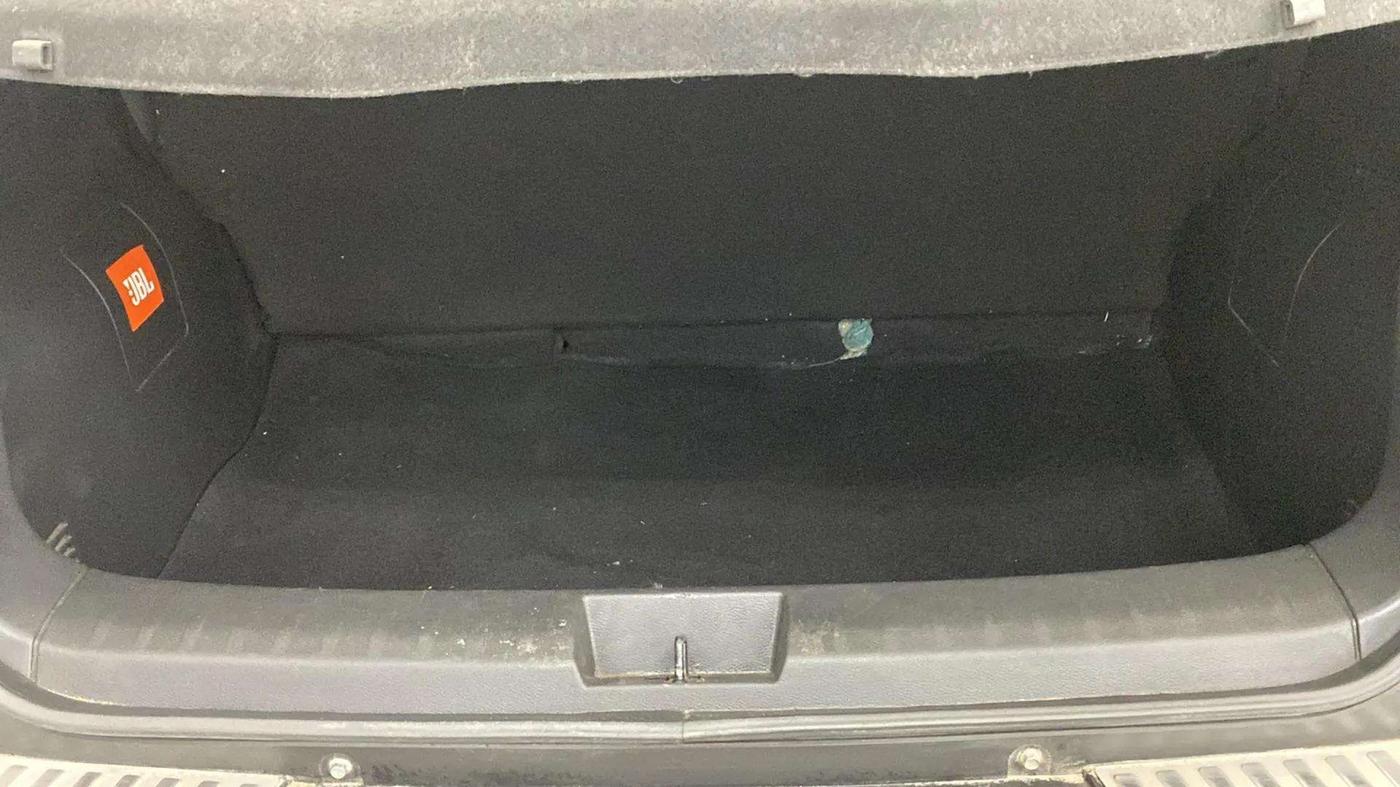 2022 Nissan MAGNITE XE, Petrol, Manual, 8,662 km, Boot Inside