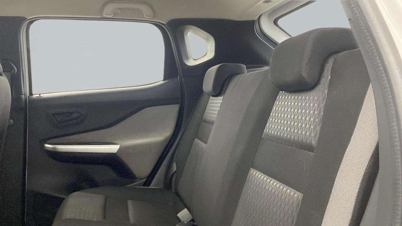 2022 Nissan MAGNITE XE, Petrol, Manual, 8,662 km, Right Side Rear Door Cabin