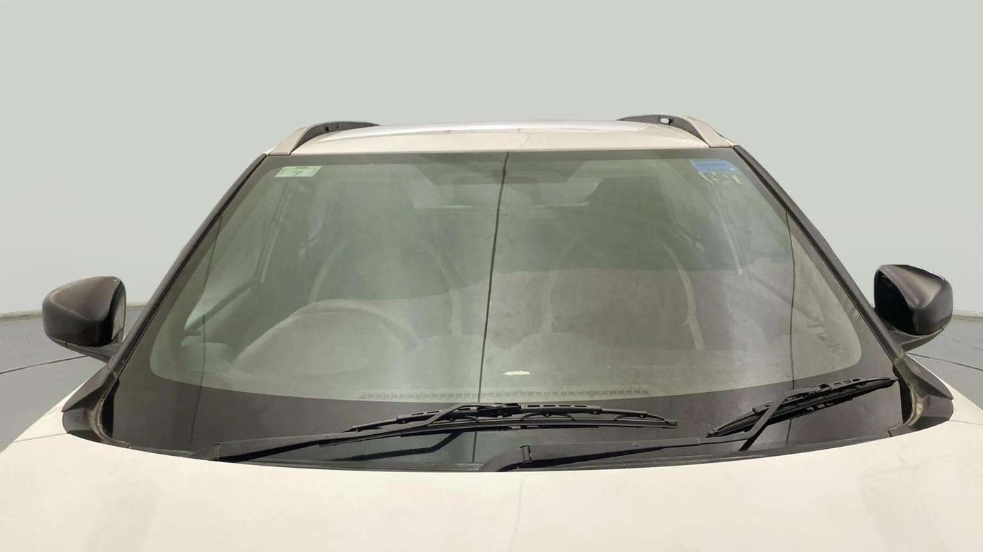 2022 Nissan MAGNITE XE, Petrol, Manual, 8,662 km, Front Windshield