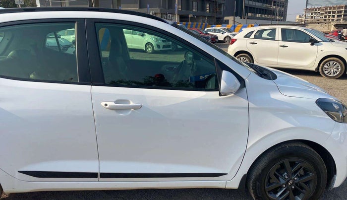 2021 Hyundai GRAND I10 NIOS SPORTZ 1.2 KAPPA VTVT, Petrol, Manual, 53,981 km, Driver-side door - Slightly dented