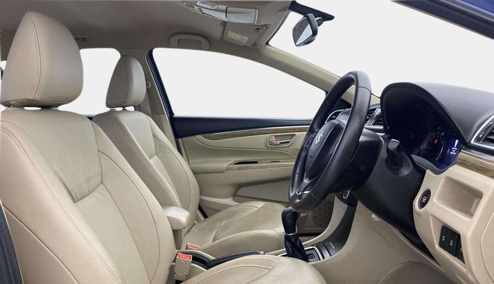 2019 Maruti Ciaz ALPHA  AT 1.5 SHVS PETROL, Petrol, Automatic, 21,578 km, Right Side Front Door Cabin