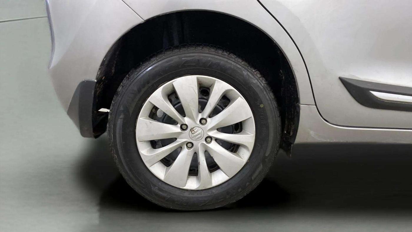 2018 Maruti Baleno DELTA CVT PETROL 1.2, Petrol, Automatic, 15,614 km, Right Rear Wheel