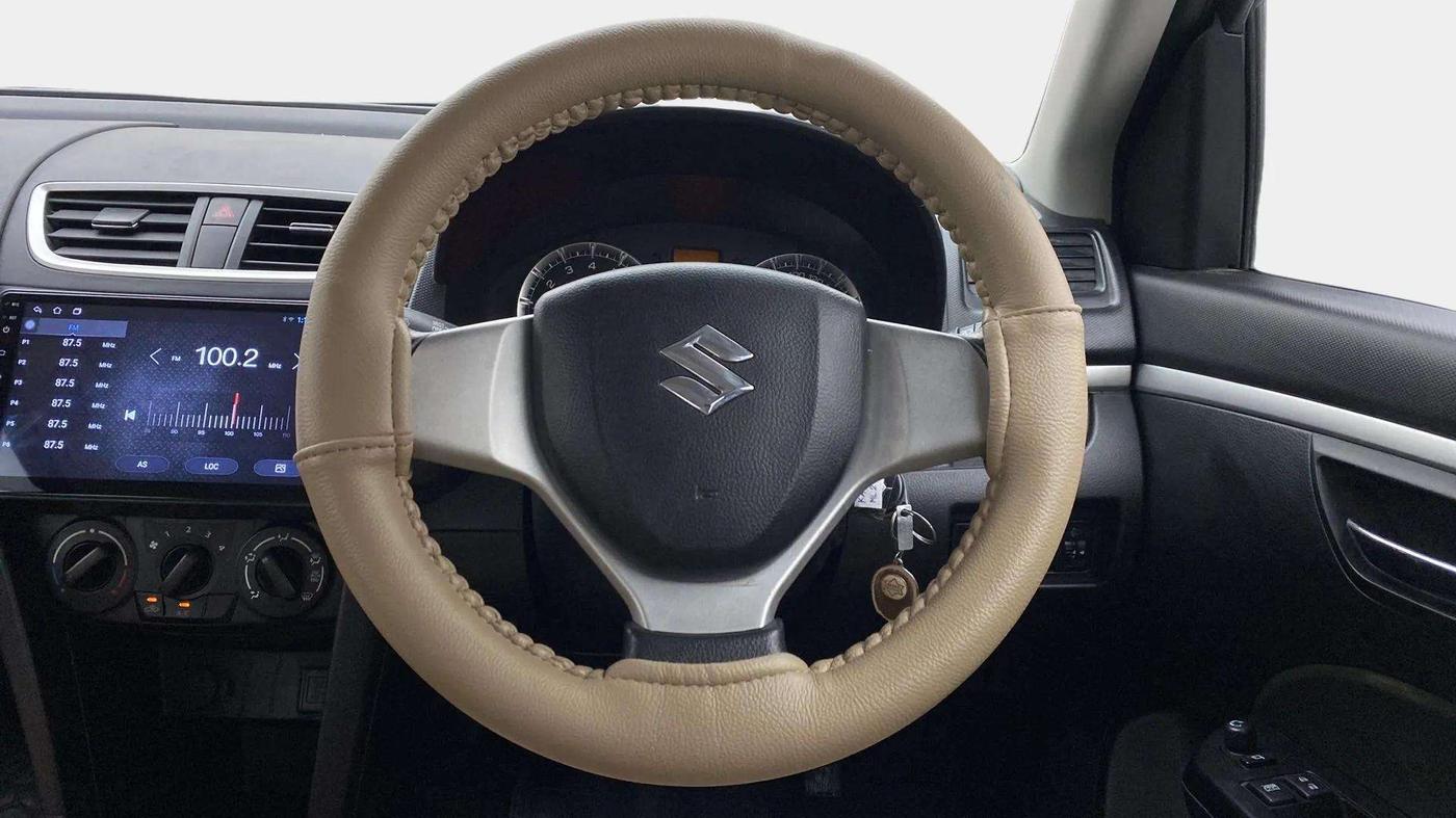 2016 Maruti Swift VXI, Petrol, Manual, 19,354 km, Steering Wheel Close Up