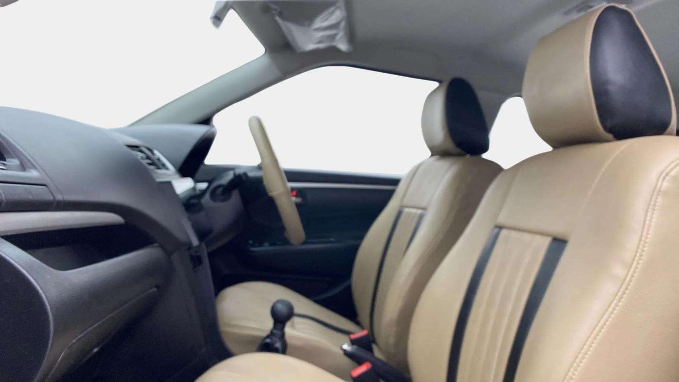 2016 Maruti Swift VXI, Petrol, Manual, 19,354 km, Right Side Front Door Cabin