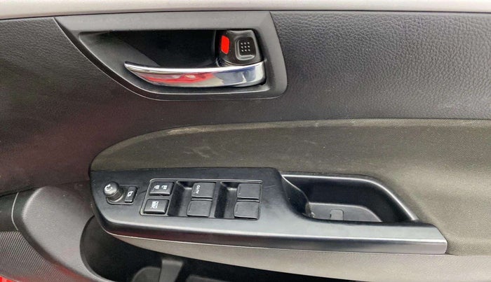 2016 Maruti Swift VXI, Petrol, Manual, 19,354 km, Driver Side Door Panels Control