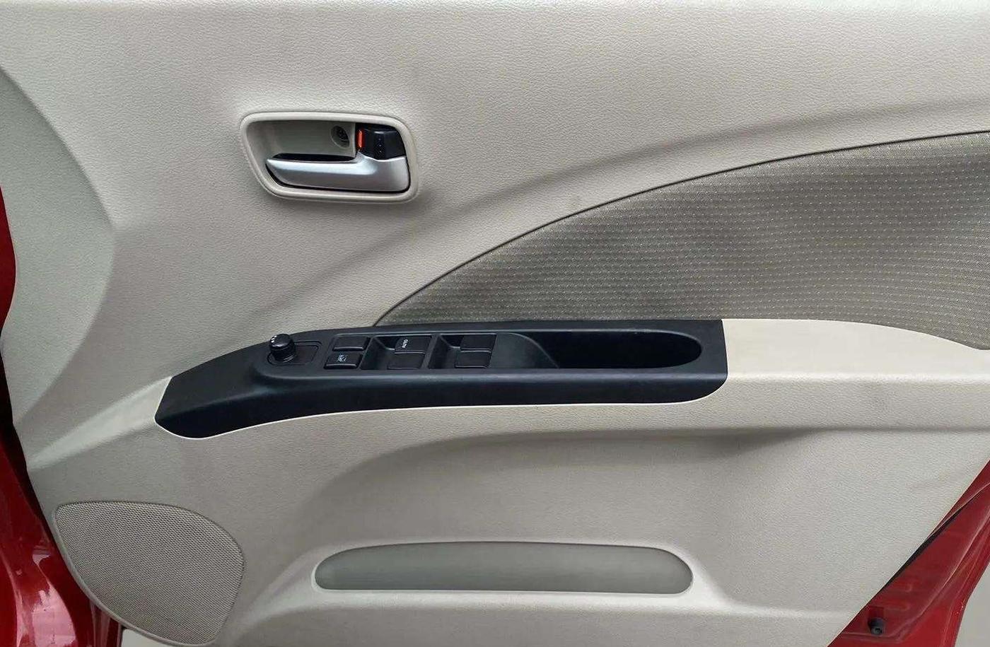 2018 Maruti Celerio ZXI AMT (O), Petrol, Automatic, 39,581 km, Driver Side Door Panels Control