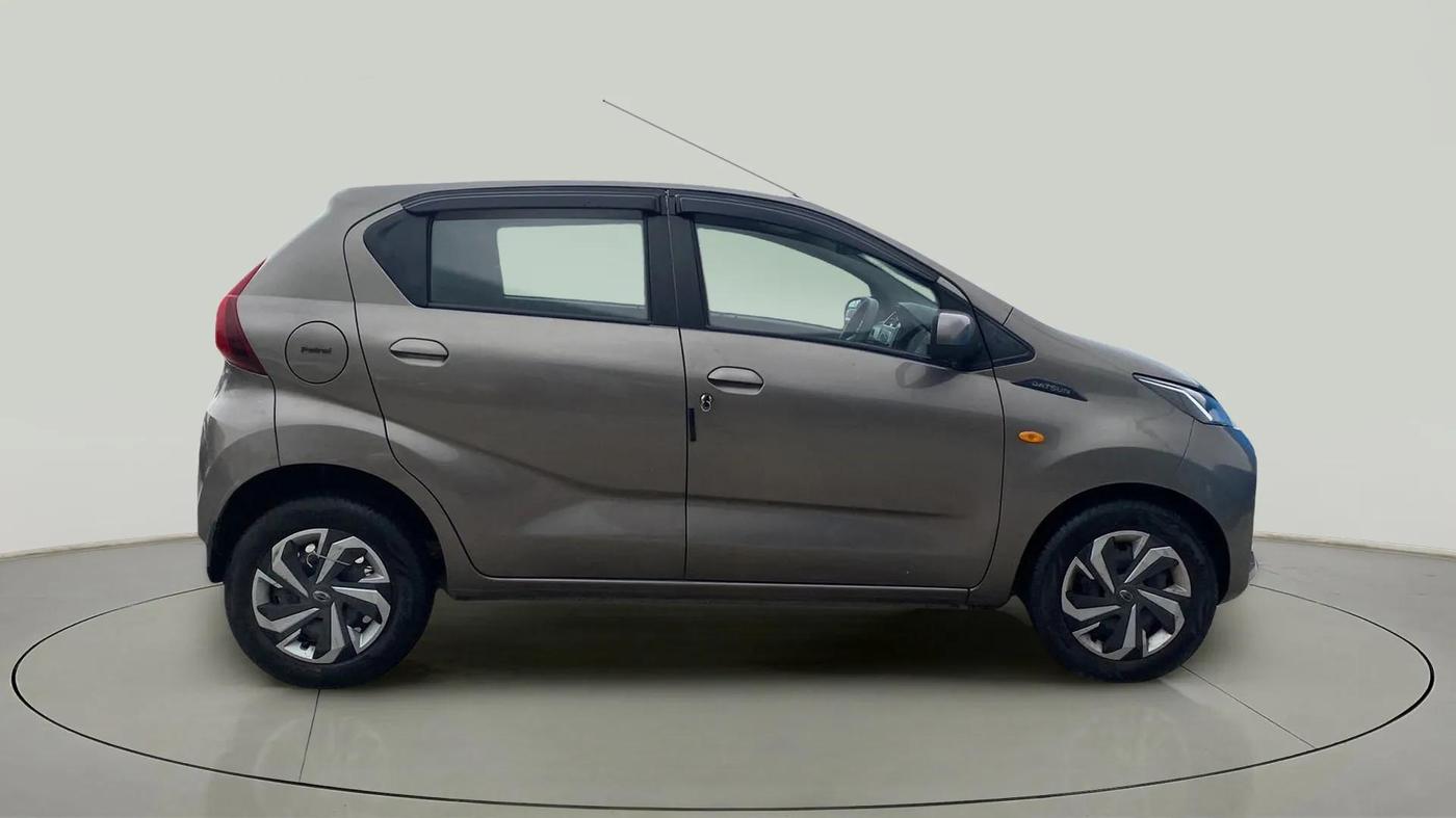 2021 Datsun Redi Go T(O) 1.0, Petrol, Manual, 27,396 km, Right Side