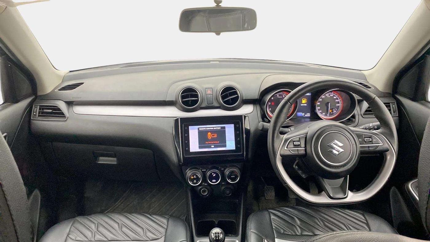 2022 Maruti Swift ZXI PLUS DUAL TONE, Petrol, Manual, 29,711 km, Dashboard