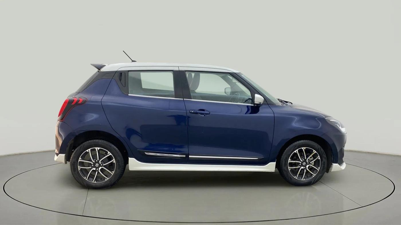 2022 Maruti Swift ZXI PLUS DUAL TONE, Petrol, Manual, 29,711 km, Right Side