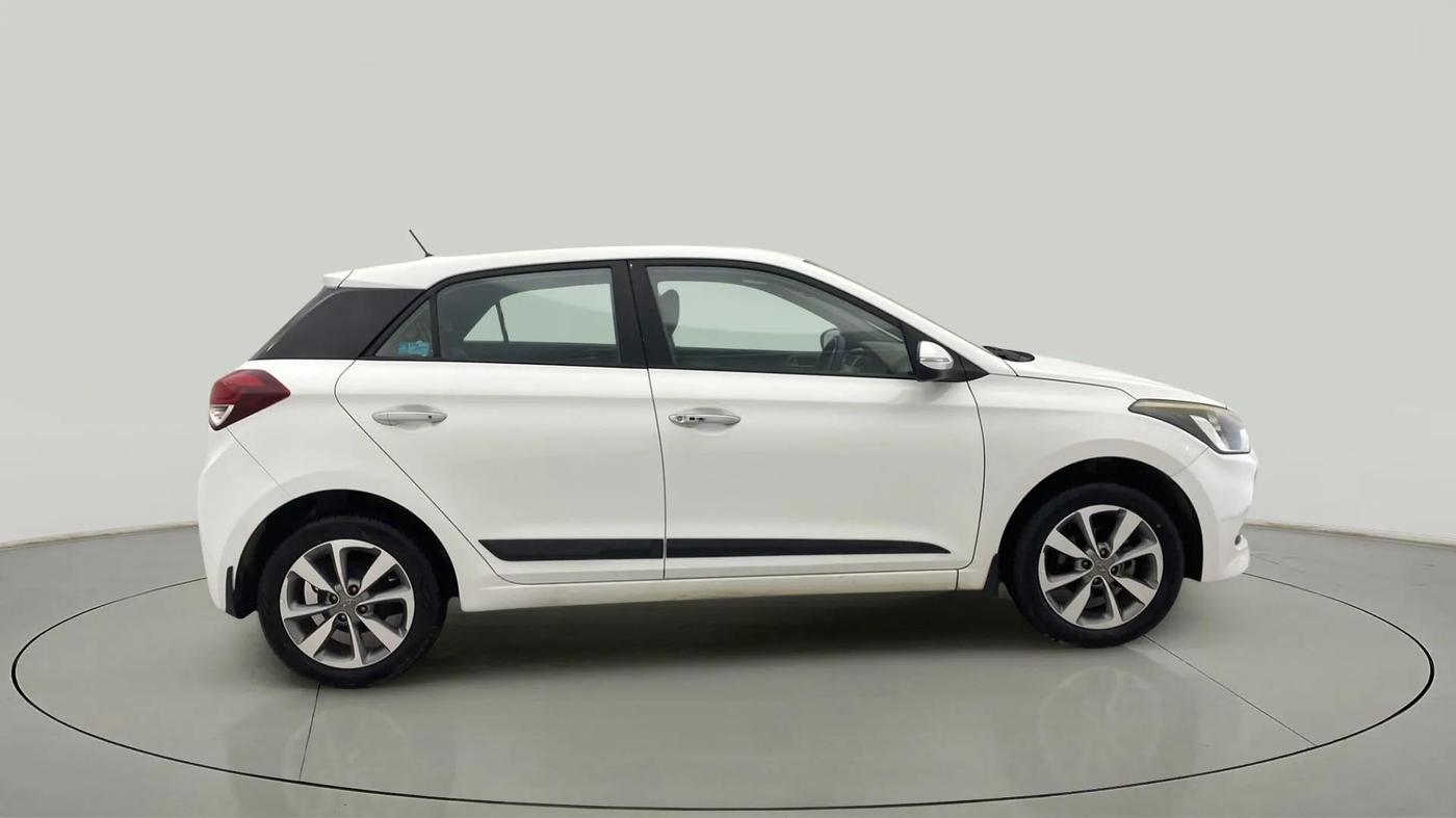 2016 Hyundai Elite i20 ASTA 1.2, Petrol, Manual, 15,255 km, Right Side View