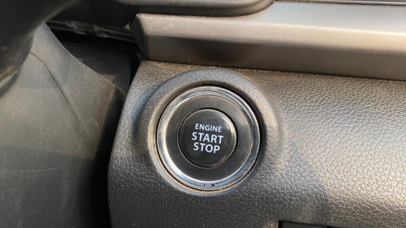 2019 Maruti XL6 ALPHA AT, Petrol, Automatic, 1,24,575 km, Keyless Start/ Stop Button