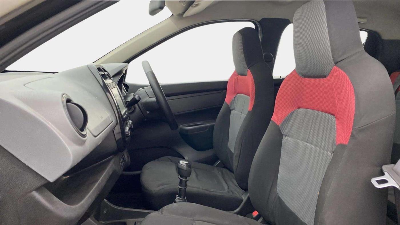 2018 Renault Kwid RXT 1.0, Petrol, Manual, 53,607 km, Right Side Front Door Cabin