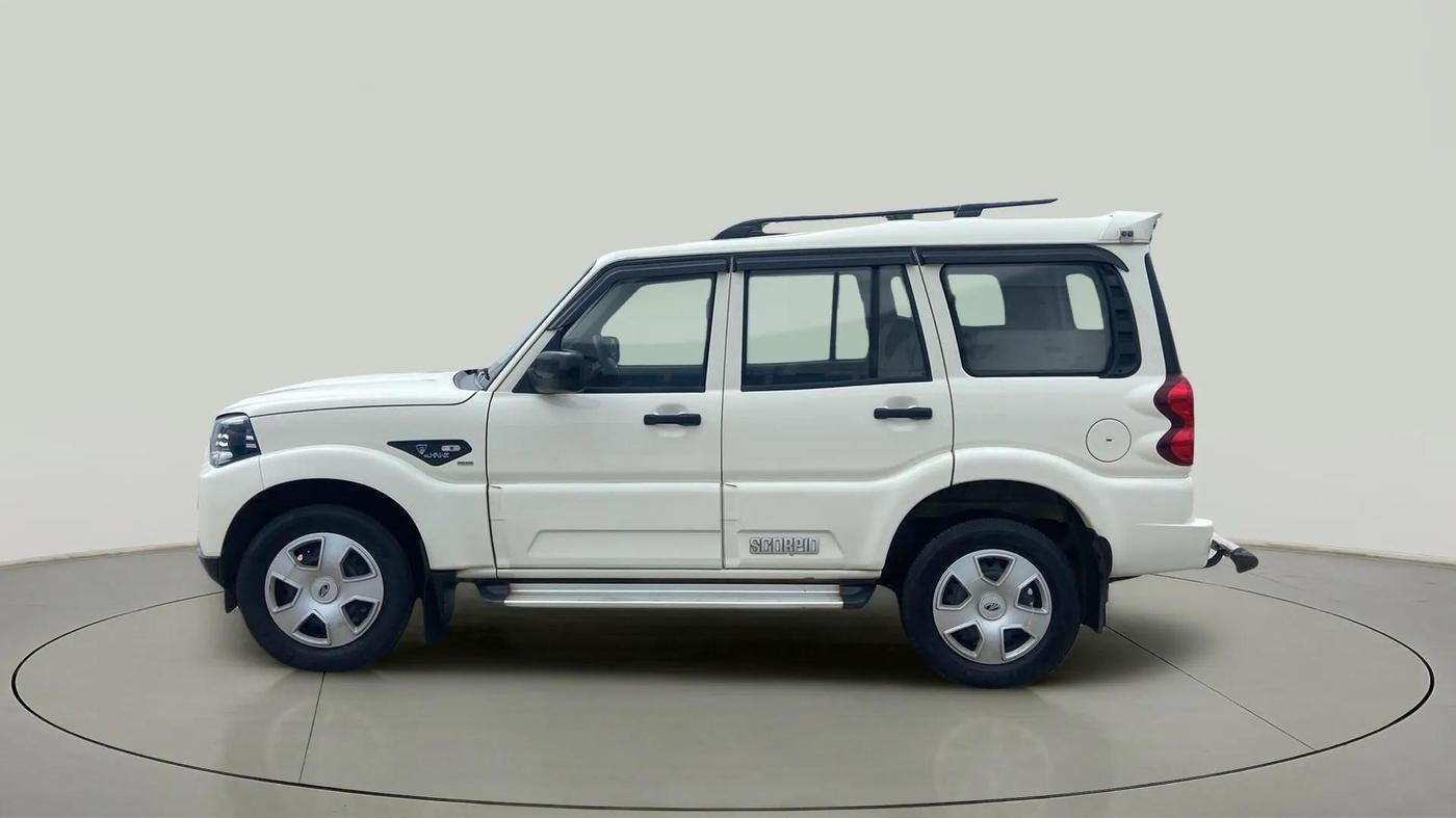 2022 Mahindra Scorpio S5, Diesel, Manual, 66,979 km, Left Side