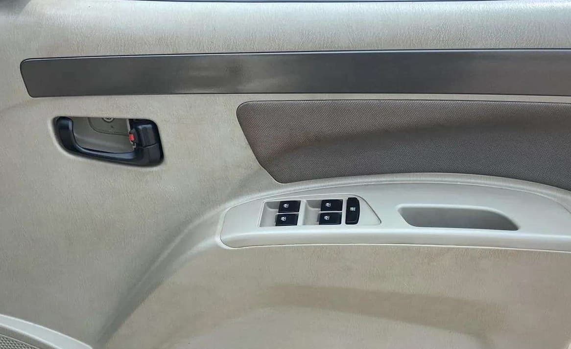 2022 Mahindra Scorpio S5, Diesel, Manual, 66,979 km, Driver Side Door Panels Control