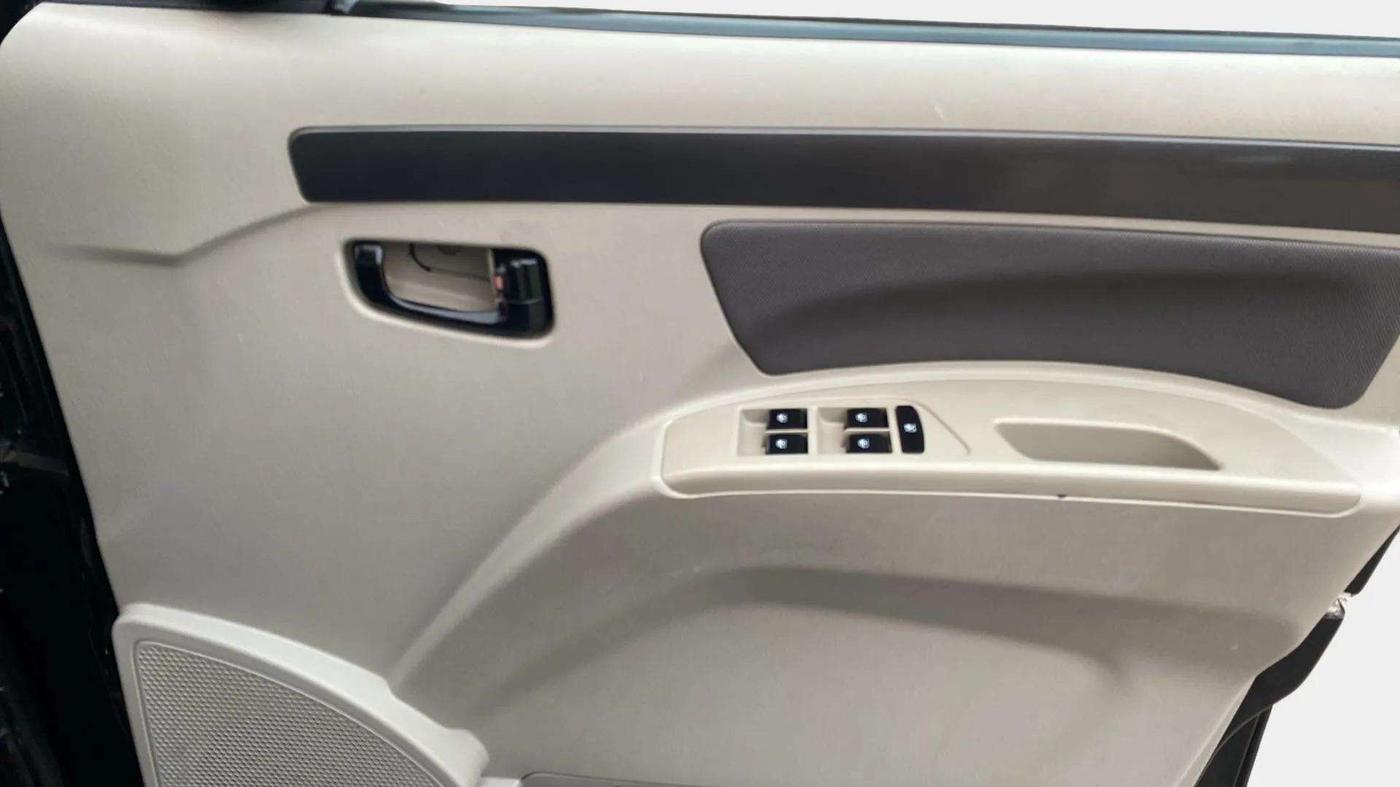2020 Mahindra Scorpio S5, Diesel, Manual, 83,510 km, Driver Side Door Panels Control