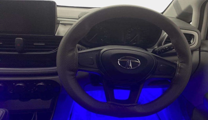 2020 Tata ALTROZ XE PETROL, Petrol, Manual, 7,371 km, Steering Wheel Close Up