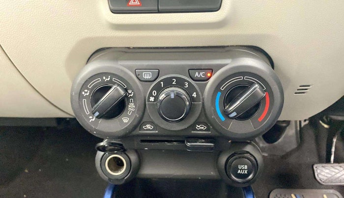 2021 Maruti IGNIS ZETA 1.2 AMT, Petrol, Automatic, 29,498 km, AC Unit - Directional switch has minor damage