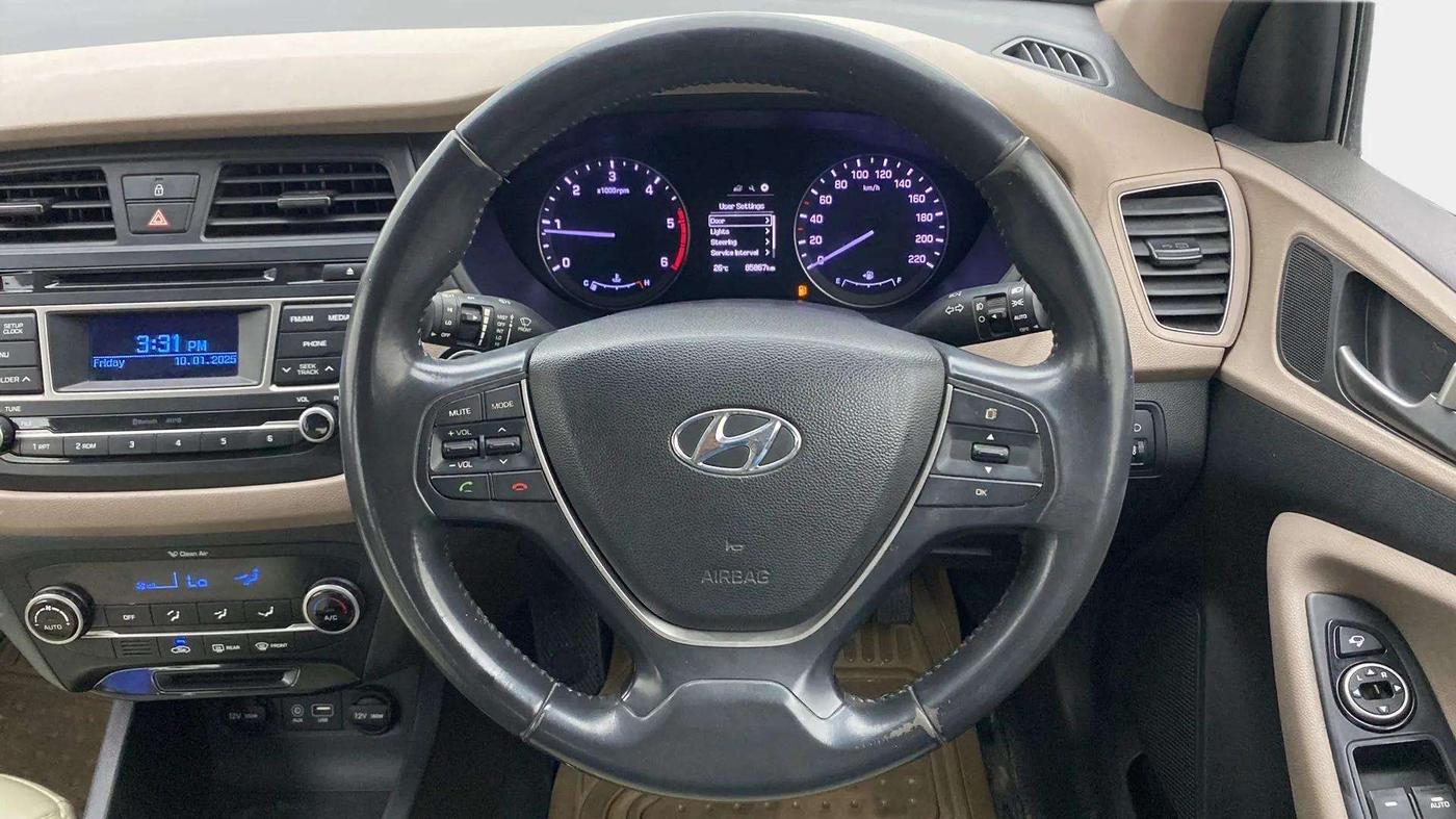 2014 Hyundai Elite i20 ASTA 1.4 CRDI, Diesel, Manual, 85,858 km, Steering Wheel Close Up
