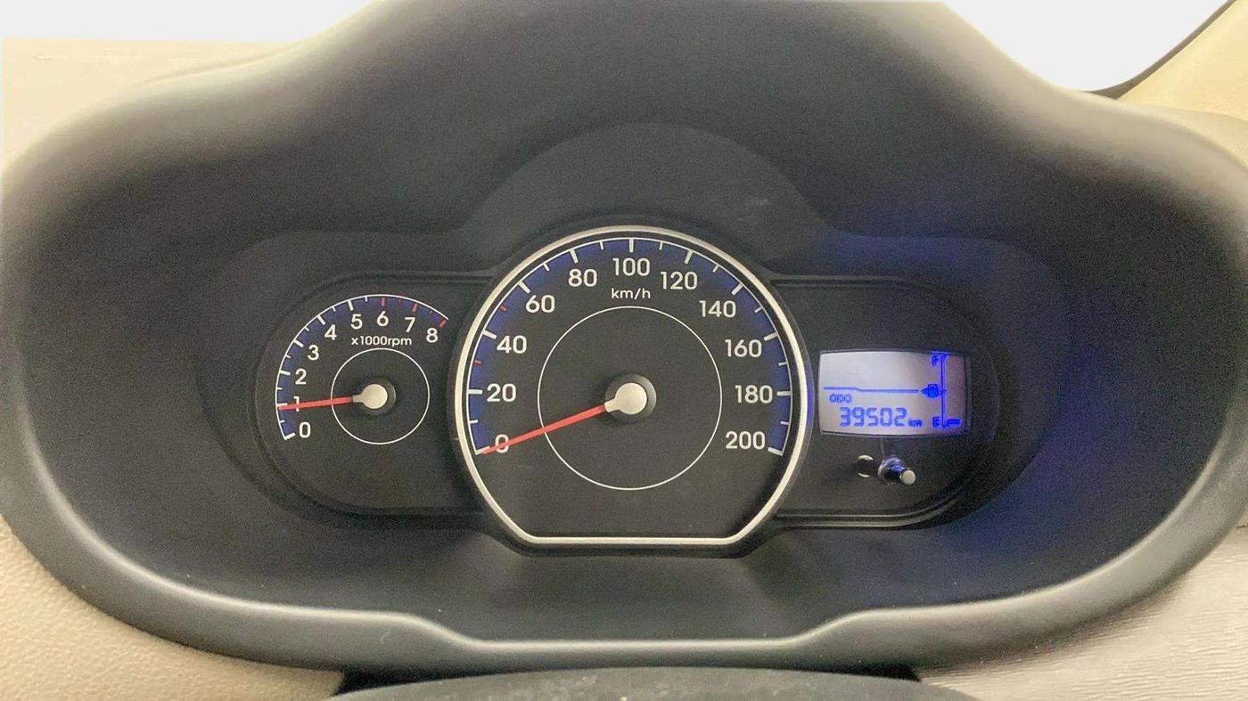 2014 Hyundai i10 SPORTZ 1.1, Petrol, Manual, 39,549 km, Odometer Image