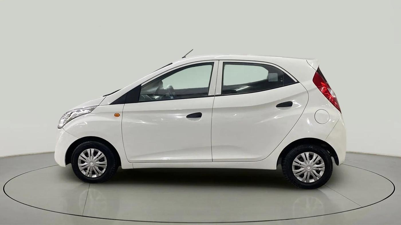 2016 Hyundai Eon ERA +, Petrol, Manual, 45,506 km, Left Side