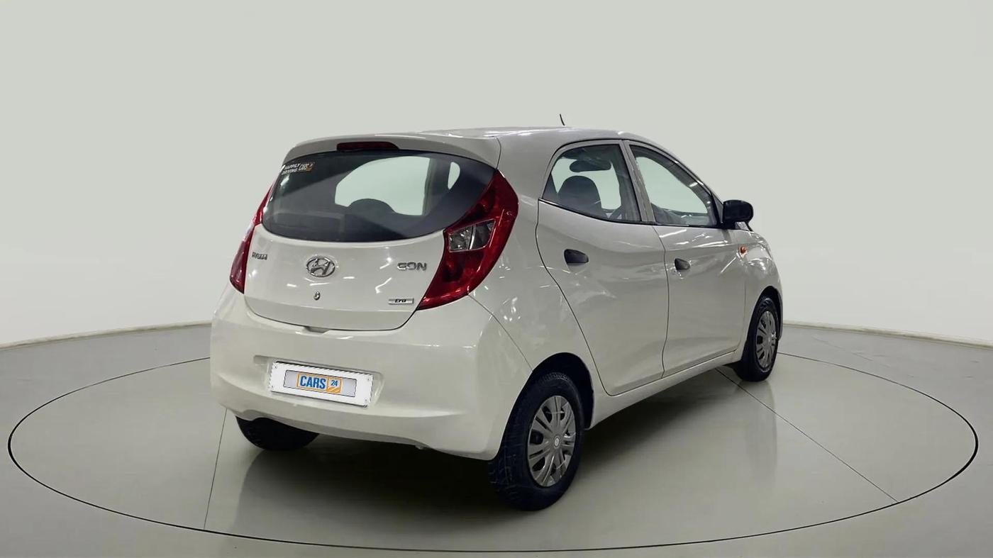 2016 Hyundai Eon ERA +, Petrol, Manual, 45,506 km, Right Back Diagonal