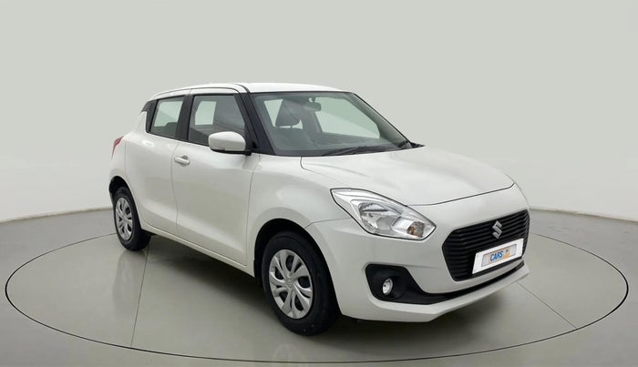 2018 Maruti Swift VXI AMT, Petrol, Automatic, 40,780 km, Right Front Diagonal
