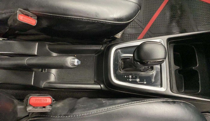 2018 Maruti Swift VXI AMT, Petrol, Automatic, 40,780 km, Gear Lever
