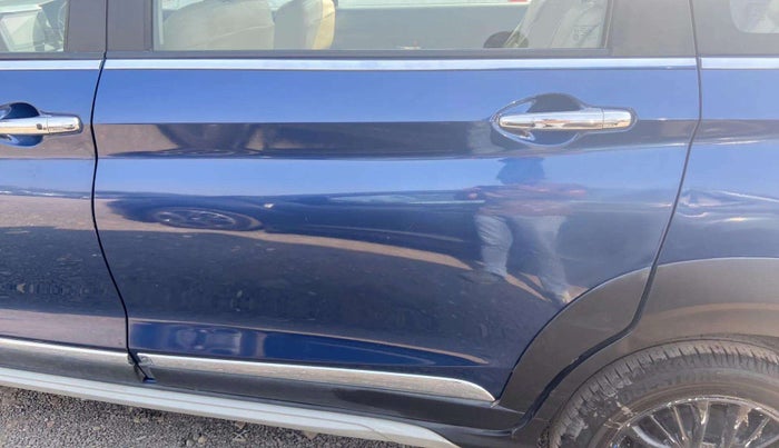 2021 Maruti XL6 ALPHA MT, Petrol, Manual, 39,640 km, Rear left door - Minor scratches