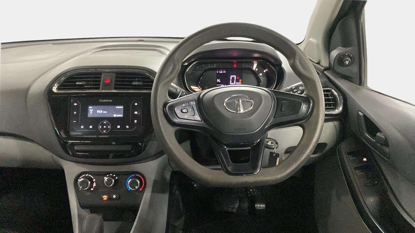 2022 Tata Tiago XTA PETROL, Petrol, Automatic, 41,015 km, Steering Wheel Close Up