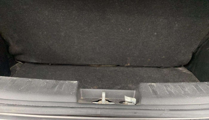 2014 Maruti Swift VXI, Petrol, Manual, 44,528 km, Boot Inside