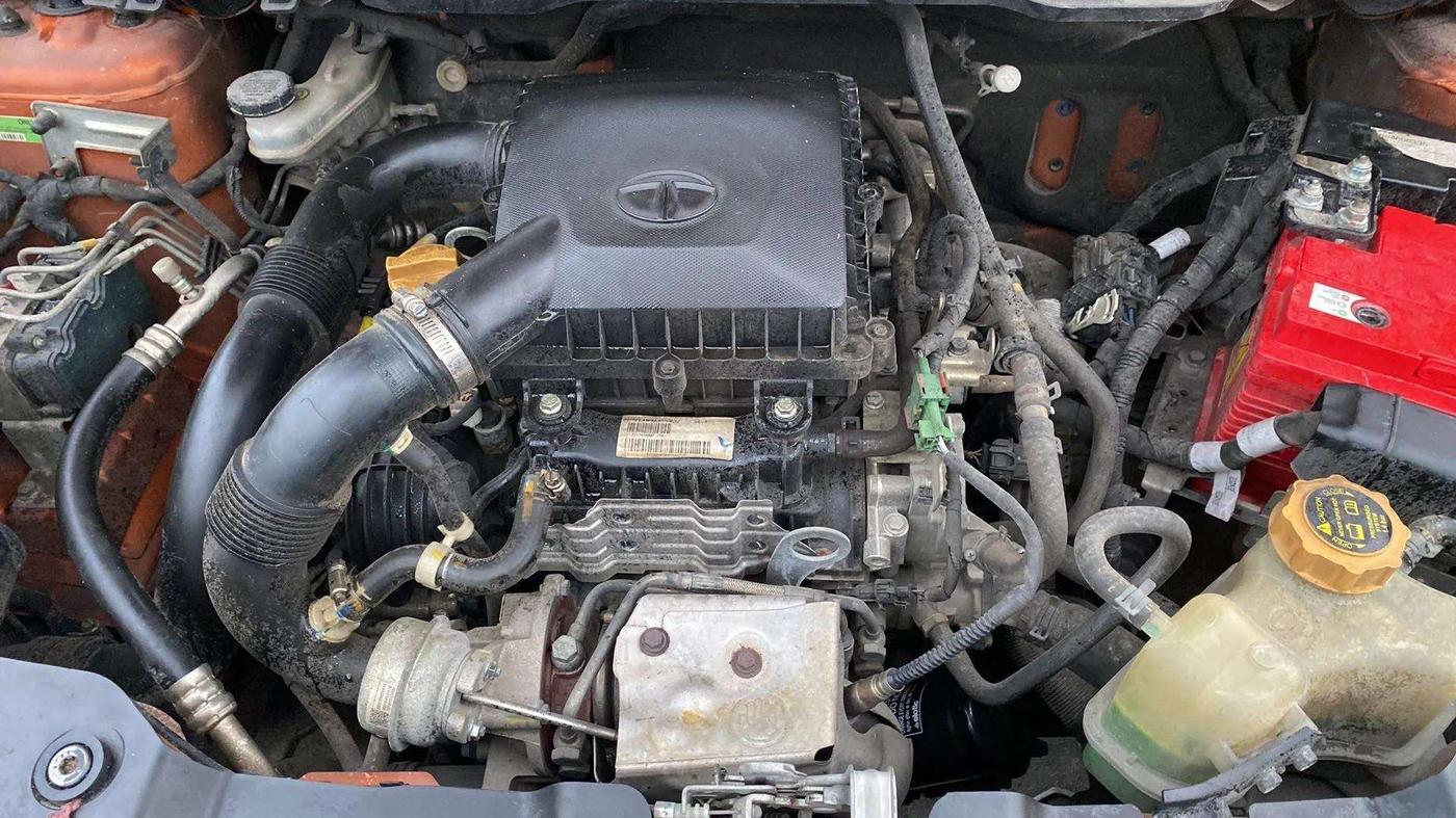 2018 Tata NEXON XZA PLUS PETROL, Petrol, Automatic, 42,207 km, Open Bonet