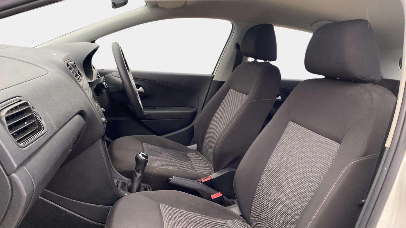 2019 Volkswagen Polo COMFORTLINE 1.0L MPI, Petrol, Manual, 47,098 km, Right Side Front Door Cabin