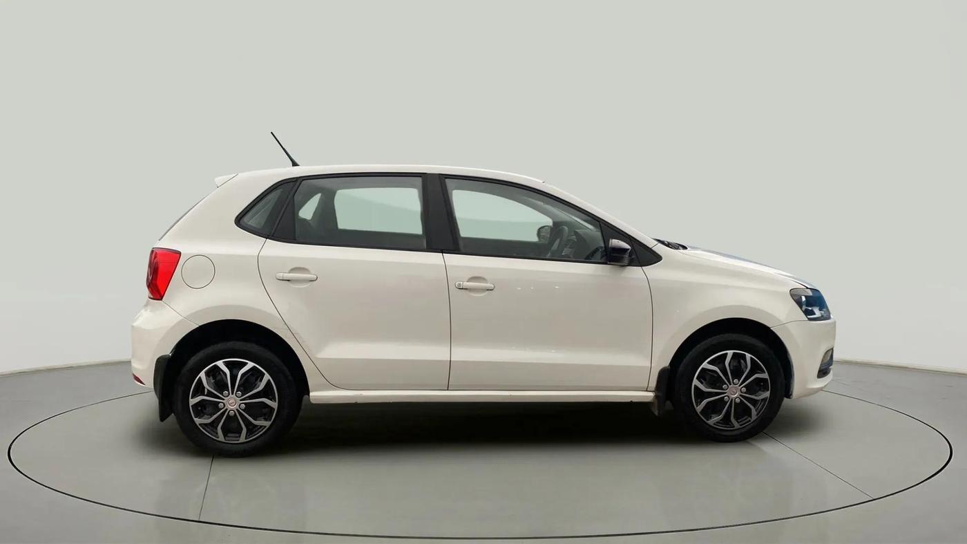 2019 Volkswagen Polo COMFORTLINE 1.0L MPI, Petrol, Manual, 47,098 km, Right Side