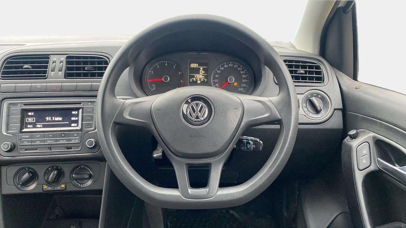 2019 Volkswagen Polo COMFORTLINE 1.0L MPI, Petrol, Manual, 47,098 km, Steering Wheel Close Up