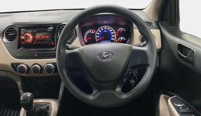 2017 Hyundai Grand i10 MAGNA 1.2 KAPPA VTVT, Petrol, Manual, 23,774 km, Steering Wheel Close Up