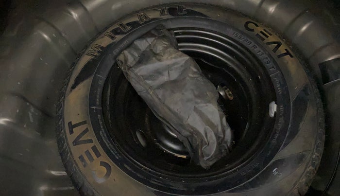 2017 Renault Kwid RXT 1.0, Petrol, Manual, 37,707 km, Spare Tyre