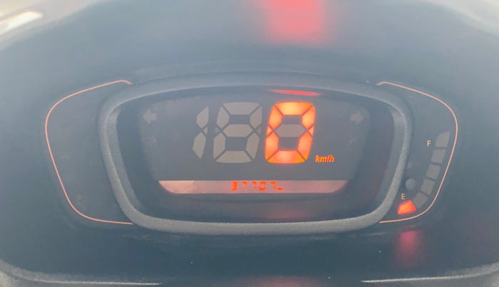 2017 Renault Kwid RXT 1.0, Petrol, Manual, 37,707 km, Odometer Image