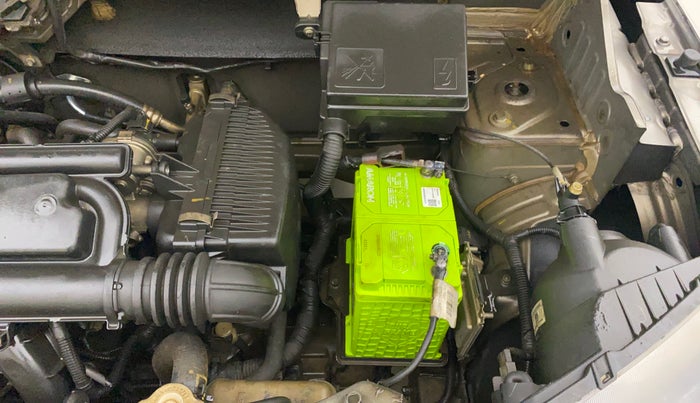 2017 Renault Kwid RXT 1.0, Petrol, Manual, 37,707 km, Engine View - Left