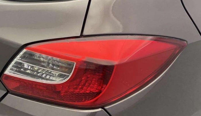 2019 Tata Tiago XZ PLUS PETROL, Petrol, Manual, 1,03,830 km, Right tail light - Minor damage