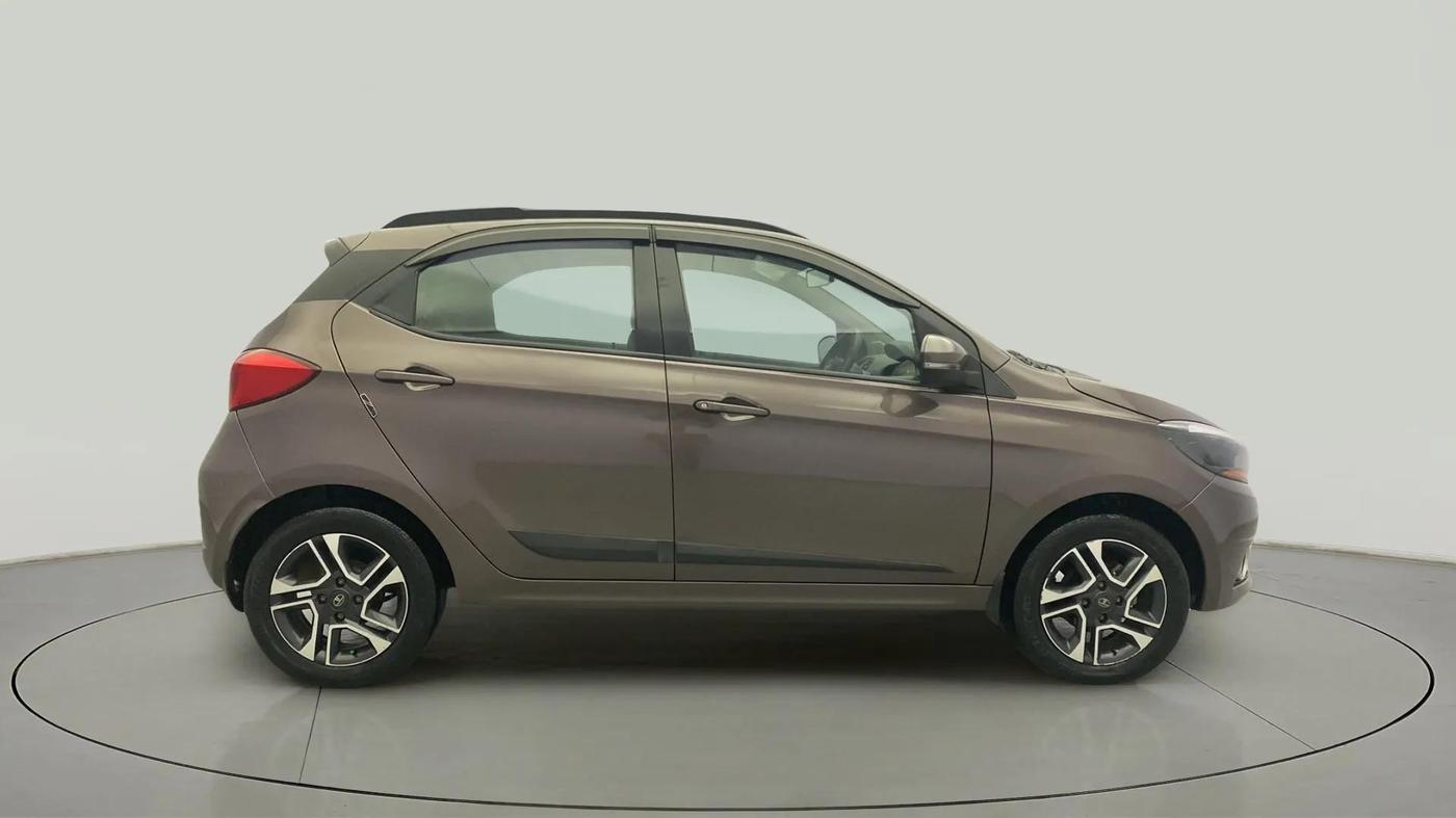 2019 Tata Tiago XZ PLUS PETROL, Petrol, Manual, 1,03,905 km, Right Side View