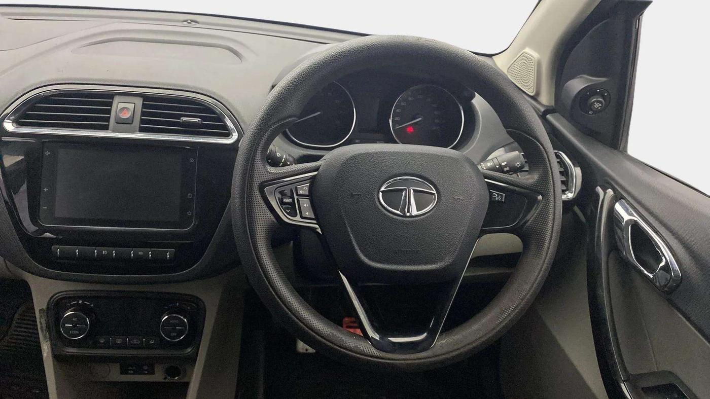 2019 Tata Tiago XZ PLUS PETROL, Petrol, Manual, 1,03,905 km, Steering Wheel Close Up