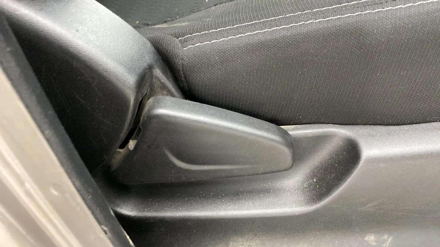 2018 Datsun Redi Go A, Petrol, Manual, 92,029 km, Driver Side Adjustment Panel