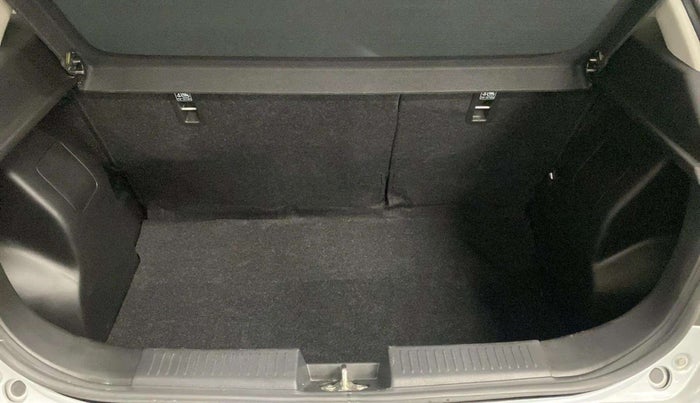 2023 Maruti Baleno DELTA PETROL 1.2, Petrol, Manual, 4,025 km, Boot Inside