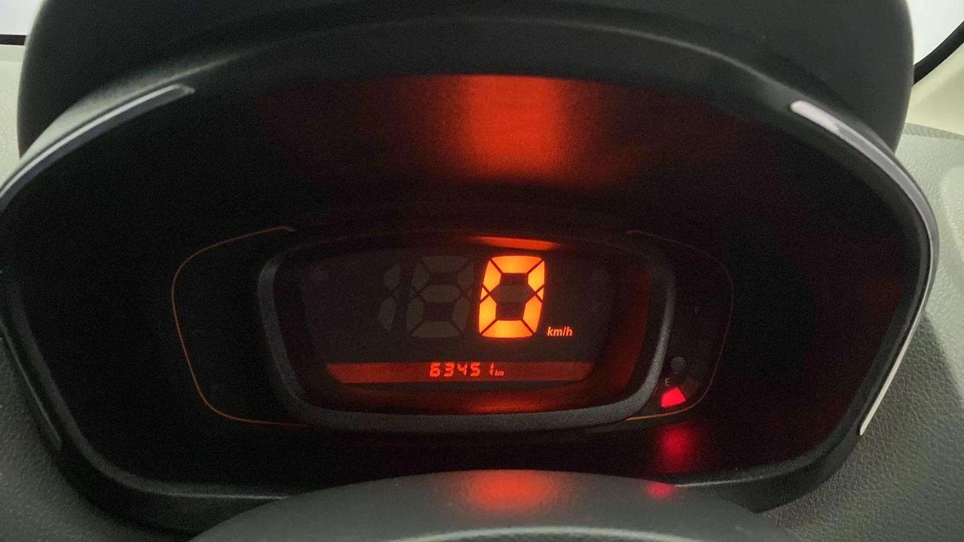 2016 Renault Kwid RXT 0.8, Petrol, Manual, 63,548 km, Odometer Image