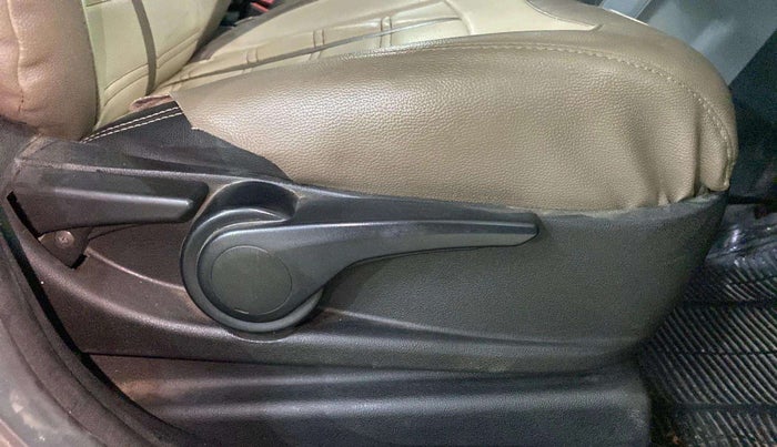 2018 Tata TIGOR XZ PLUS PETROL, Petrol, Manual, 60,896 km, Driver Side Adjustment Panel
