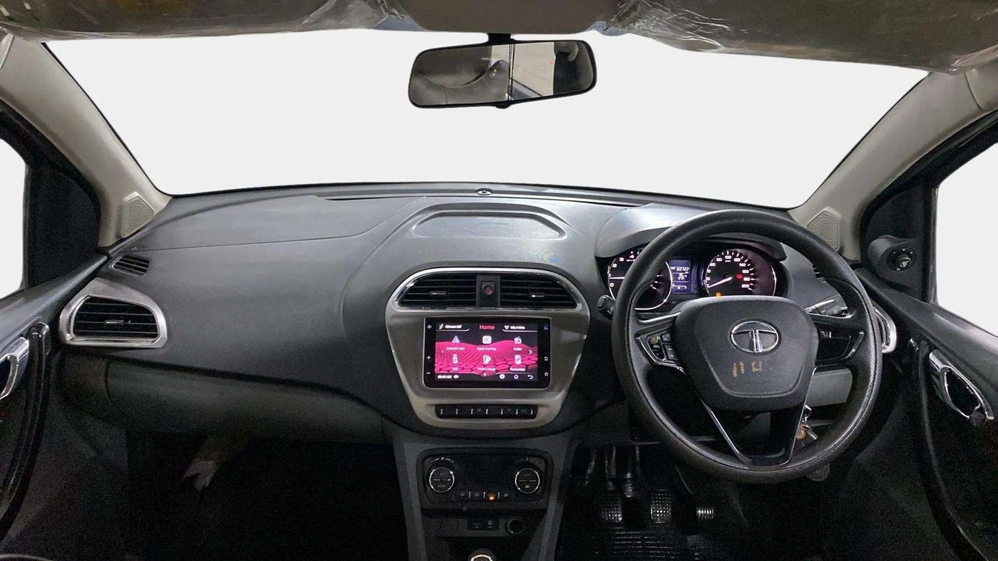 2018 Tata TIGOR XZ PLUS PETROL, Petrol, Manual, 60,896 km, Dashboard