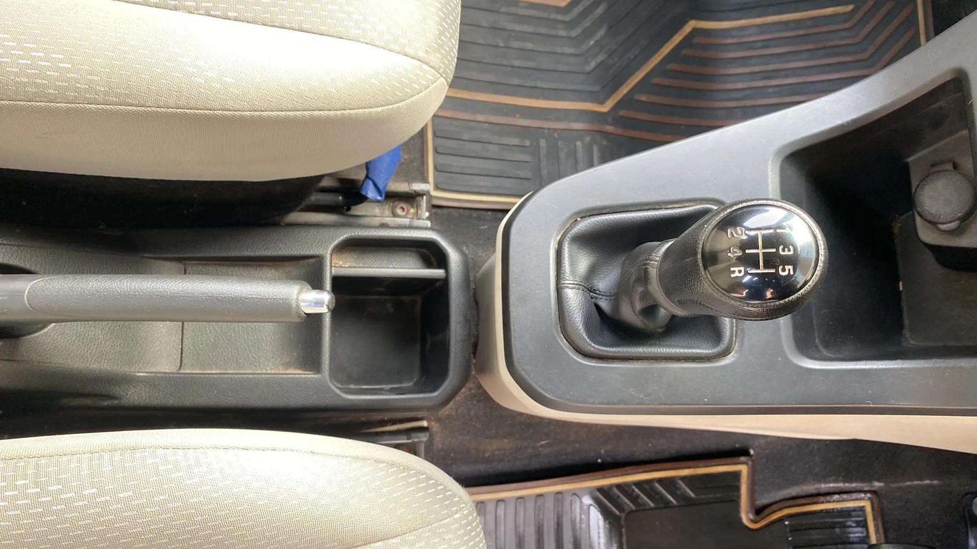 2021 Maruti New Wagon-R VXI 1.0, Petrol, Manual, 73,501 km, Gear Lever